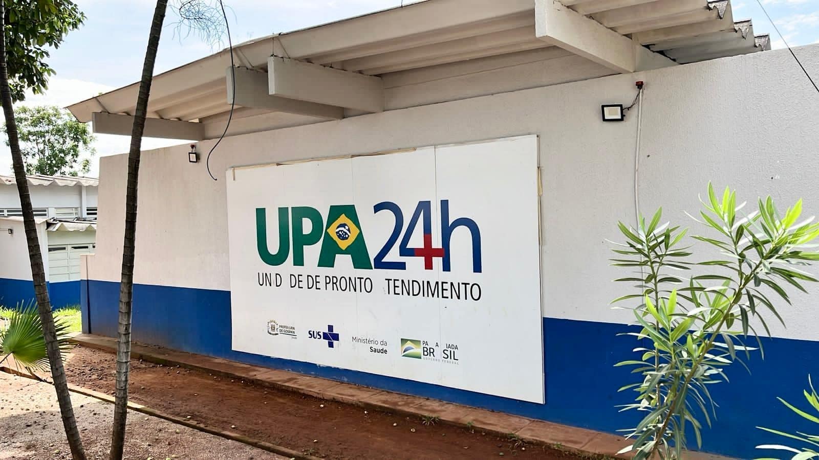 Déficit de equipes e equipamentos compromete atendimento a pacientes nas UPAs de Goiânia