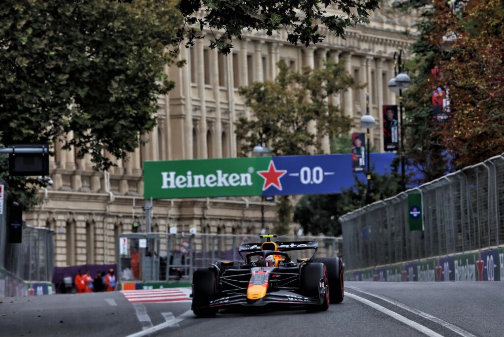 Red Bull aposta em Tsunoda para ajudar Verstappen na decisão do título