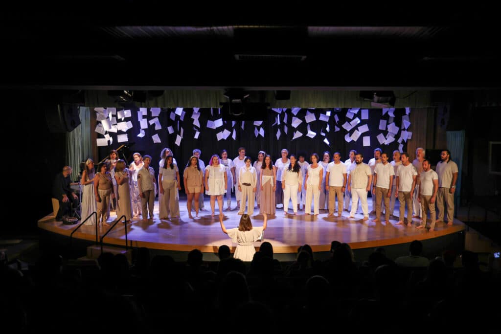 Coral Municipal de Jundiaí apresenta “Poesia e Canto” para estudantes da cidade