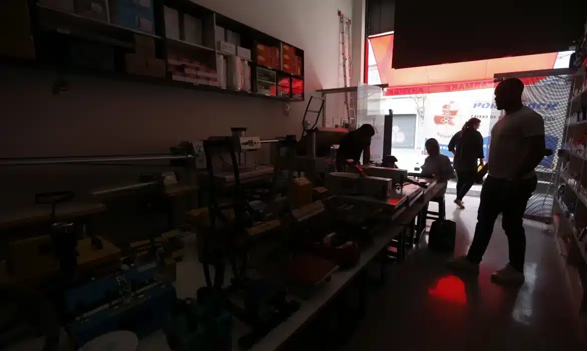 Saída da Enel de Goiás virou referência para ofensiva de São Paulo contra a concessionária