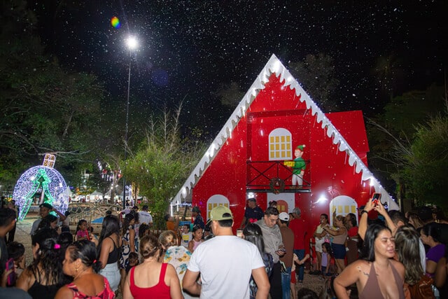 Corumbá abre Jardim de Natal com shows, feira de artesanato e presépios - Geral