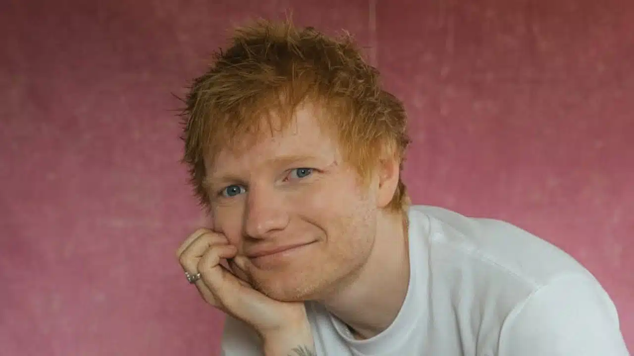 Foto destaque: Ed Sheeran (reprodução/Instagram/@teddyphotos)