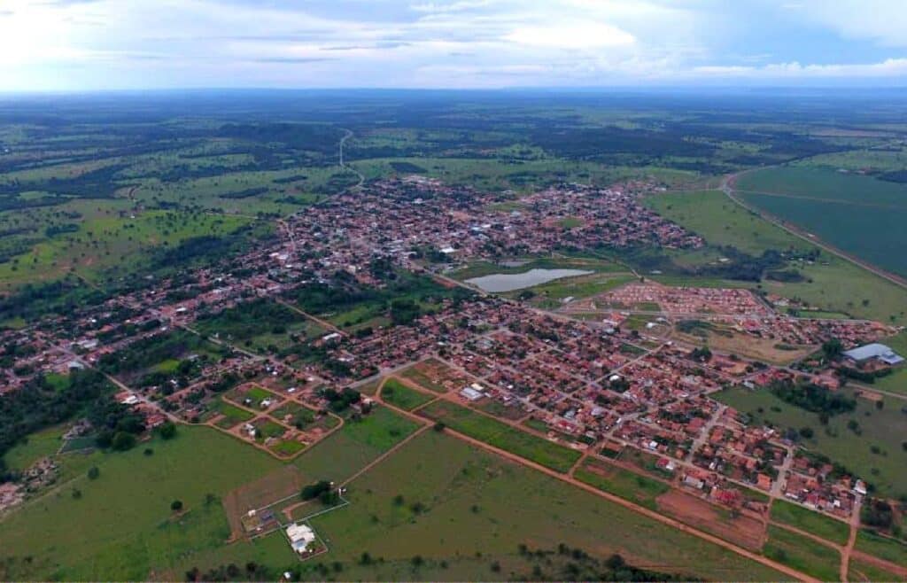 Governo de Goiás entrega 48 casas a custo zero em Bom Jardim de Goiás; assista vídeo | SEMANA 7