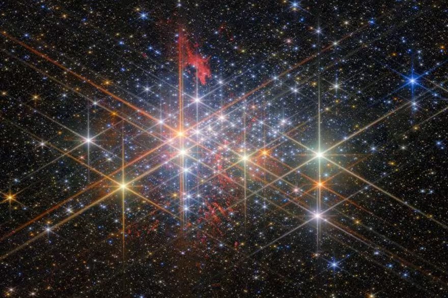 NASA detecta 'bolhas de raios gama' inéditas em superaglomerado estelar na Via Láctea; entenda