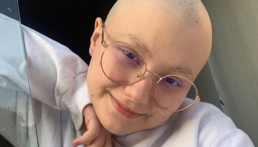 "Enquanto há fôlego, há esperança", diz pai sobre Isabel Veloso