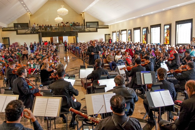 Orquestra Sinfônica do Paraná encanta o público na 1ª de duas apresentações em Colombo