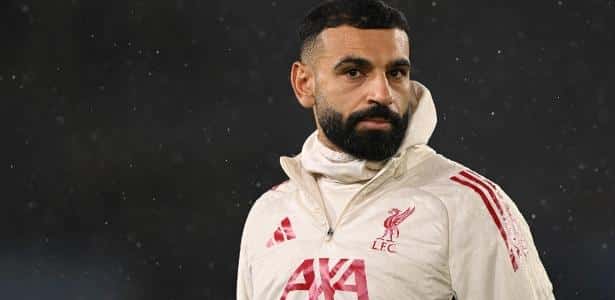 Mohamed Salah não saiu do banco de reservas em partida do Liverpool contra o Leeds, pelo Campeonato Inglês