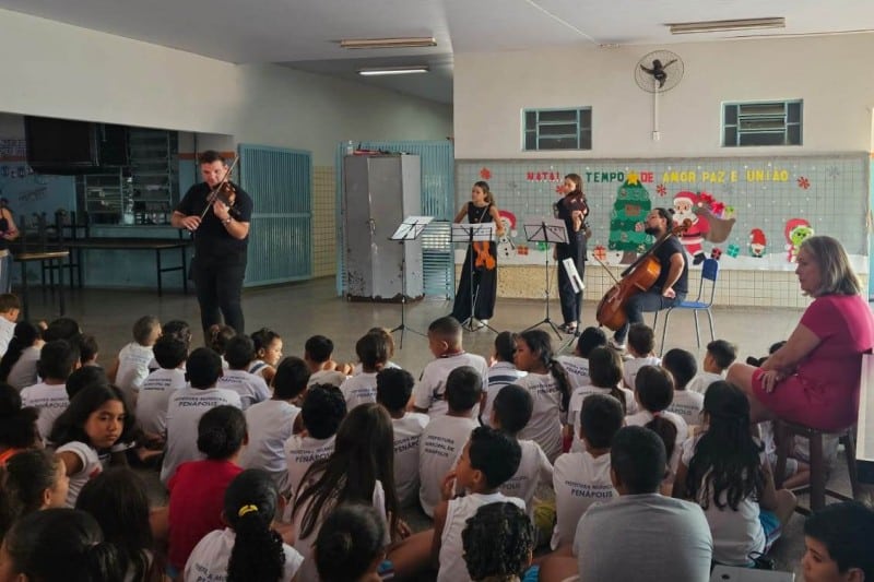 Ao todo, são realizadas 14 apresentações do Quarteto de Cordas em escolas municipais