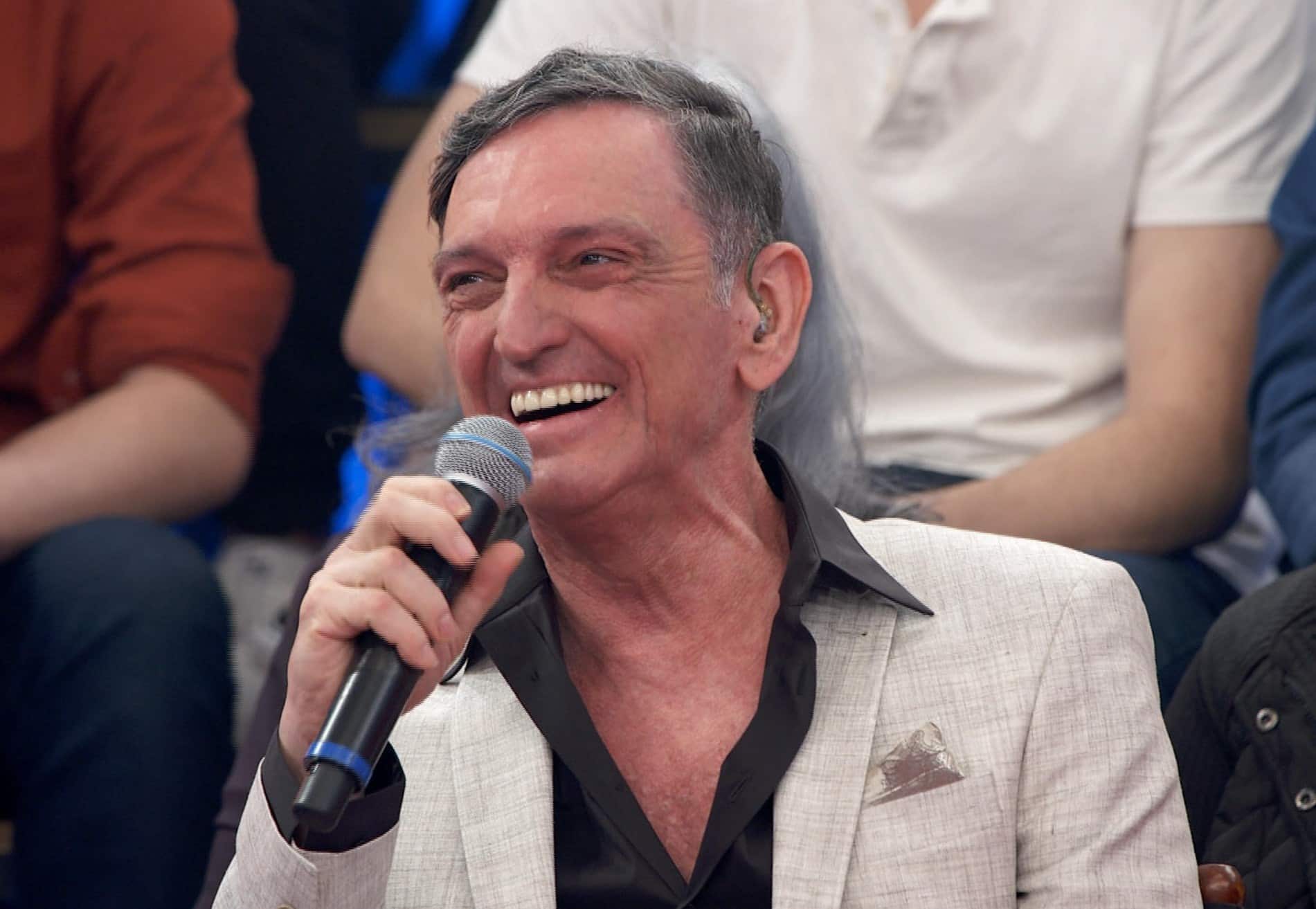 Justiça impõe medida protetiva contra Paulo Miklos e fixa distância mínima de ex-mulher