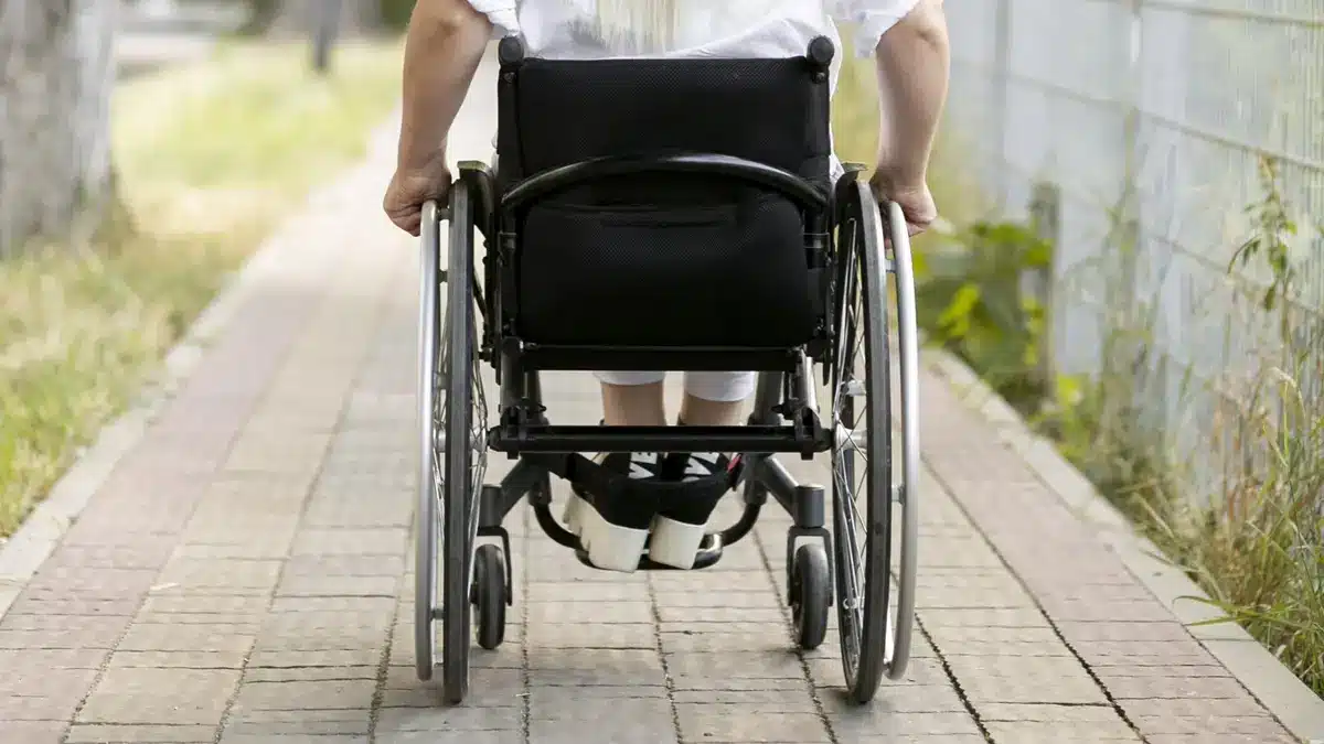 Juiz manda rede de supermercados em Goiânia cumprir cota legal para pessoas com deficiência