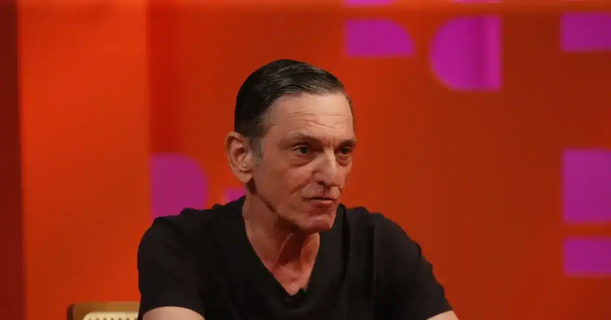 Ex-esposa de Paulo Miklos consegue medida protetiva que impede aproximação do artista