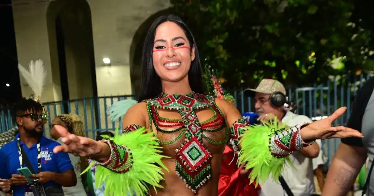 Ex-BBB Isabelle Nogueira anuncia saída da Grande Rio: 'Não faço parte'