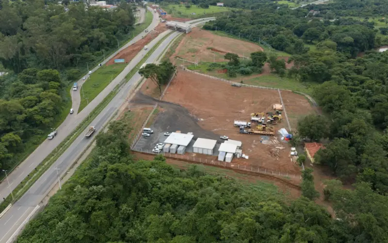 Obras do viaduto entre Goiânia e Senador Canedo são retomadas