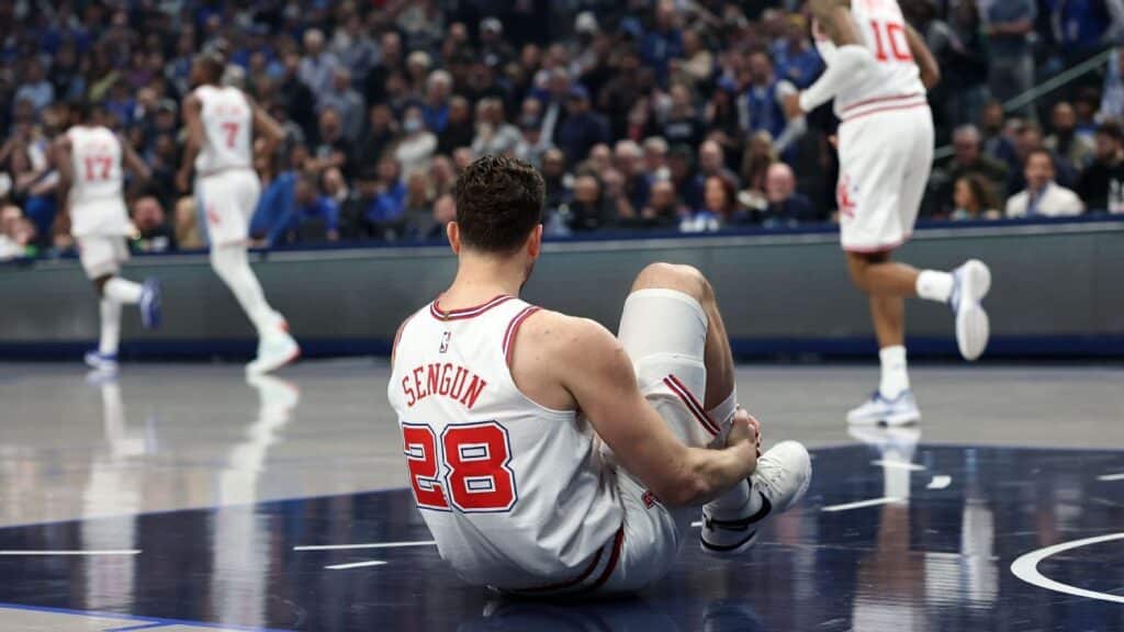 Rockets' Sengun done for night with sprained right ankle