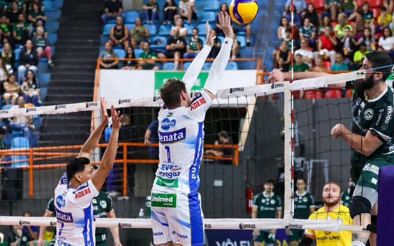 Vôlei Renata é derrotado pelo Goiás na Superliga Masculina