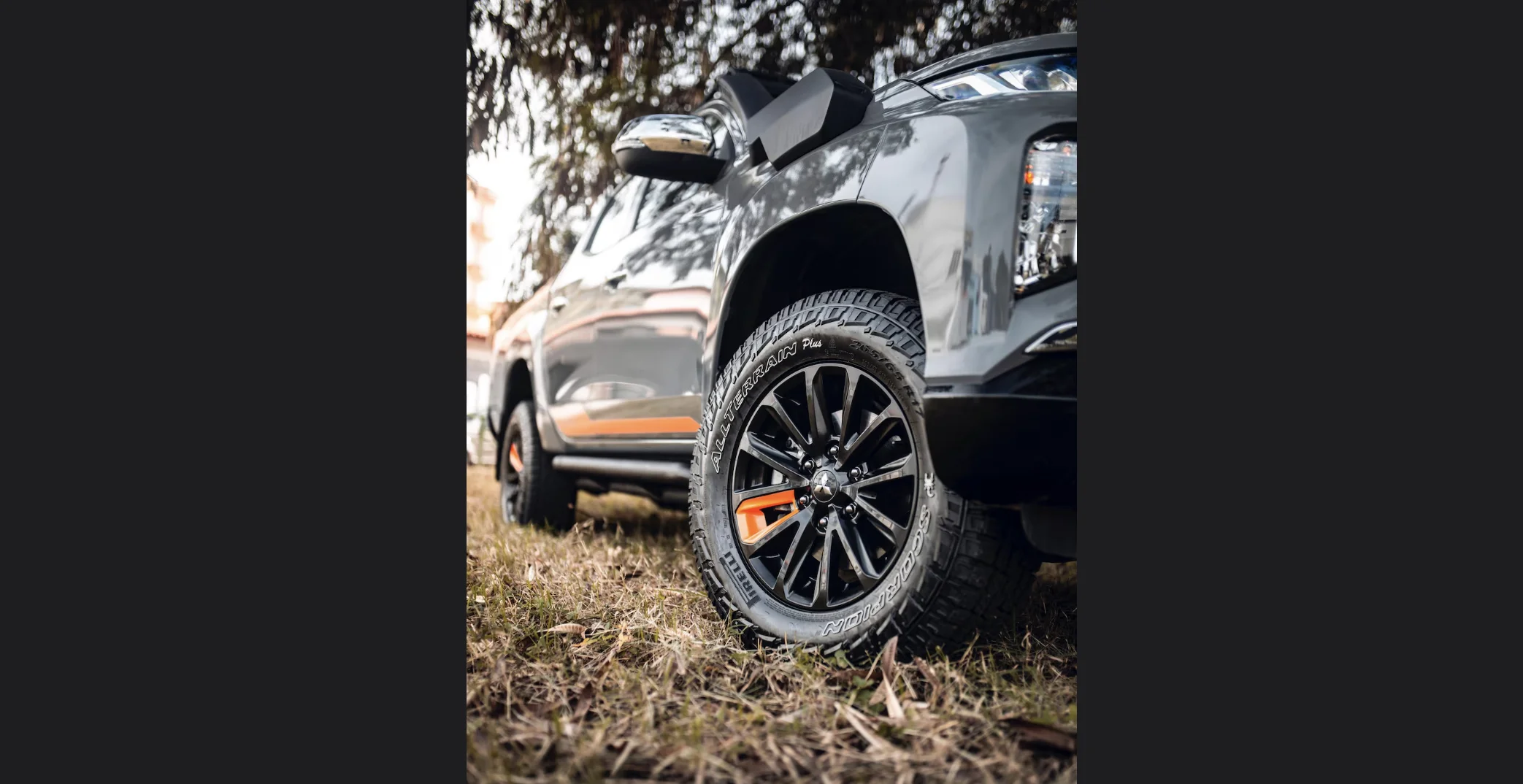 Robusta e versátil, linha Scorpion™ entrega desempenho em estradas de terra e no asfalto