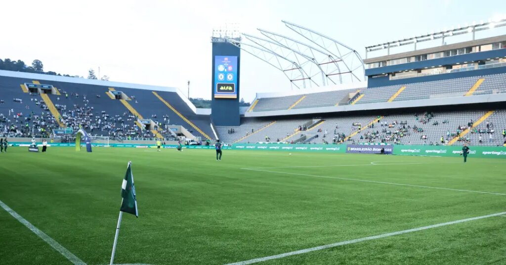 Jogos de hoje, quarta, 14 de janeiro: onde assistir futebol ao vivo e horários