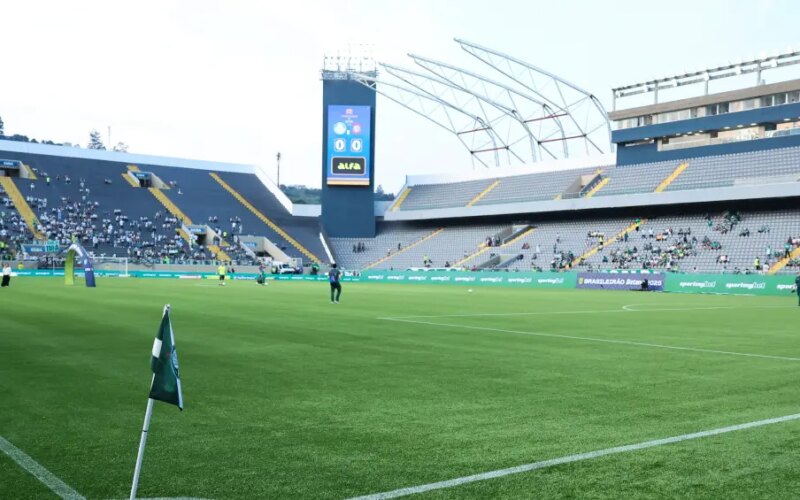 Jogos de hoje, quarta, 14 de janeiro: onde assistir futebol ao vivo e horários