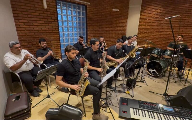 Projeto Jazz em Cena abre temporada 2026 com show da Sala Brass Band - Repórter Ceará