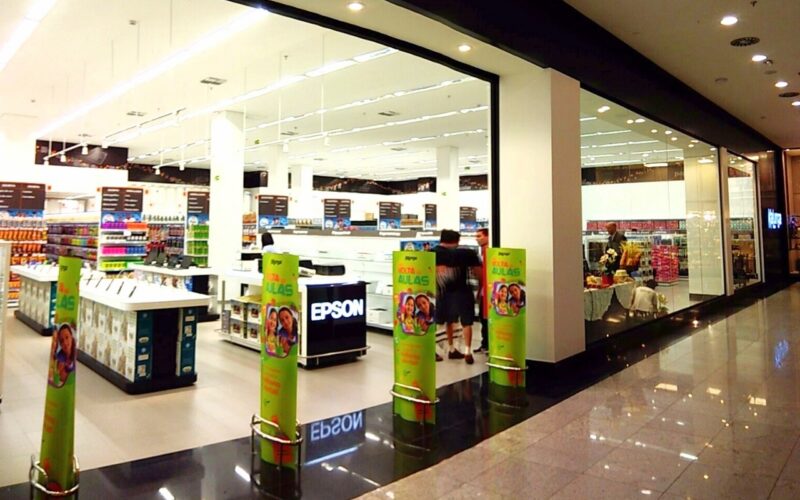 Presente em Goiânia e Anápolis, Kalunga está trocando cardernos usados por novos