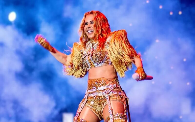 Cantora Joelma se apresenta no CTN