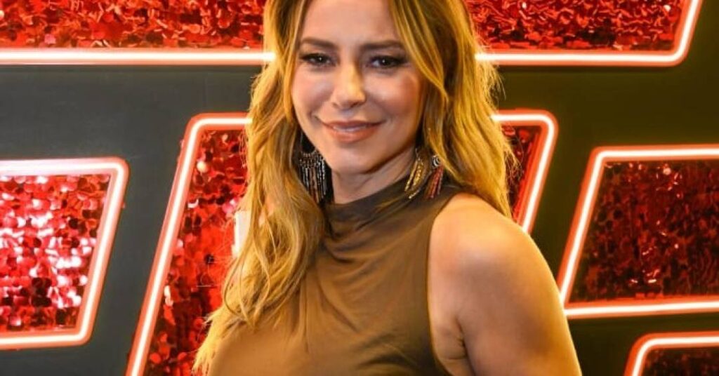 A pista para admirador secreto que deu 12 mil rosas a Paolla Oliveira