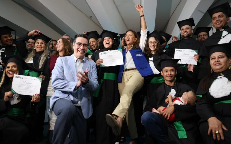 A Redação | Colégios Tecnológicos de Goiás formam 65 novos guias de turismo