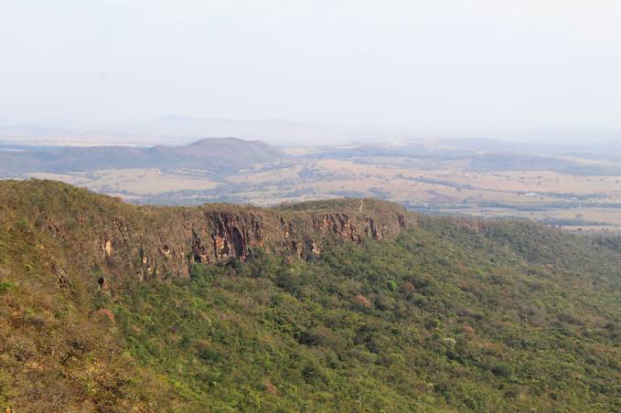 Parque Estadual da Serra de Jaraguá vira patrimônio natural de Goiás