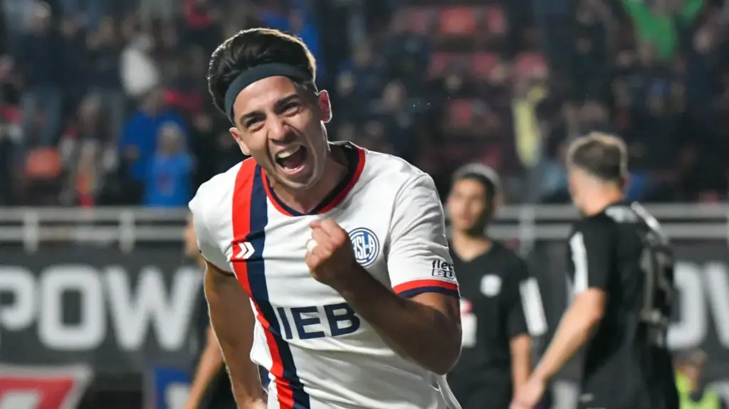 Almagro y el pase de Cuello: cuánto quiere por su 40% y la oferta que supera a la de Boca