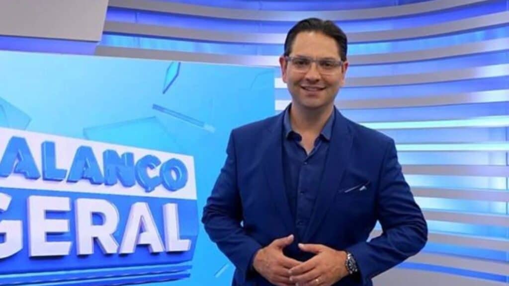 Áudio vaza em intervalo do "Balanço Geral Curitiba" e apresentador choca com comentário sobre tragédia; assista