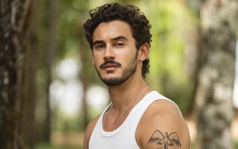 Quem é Filipe Bragança, protagonista de Coração Acelerado? Galã já fez Chiquititas, dublou personagem da Disney e foi Sidney Magal - Notícias Visto na Web