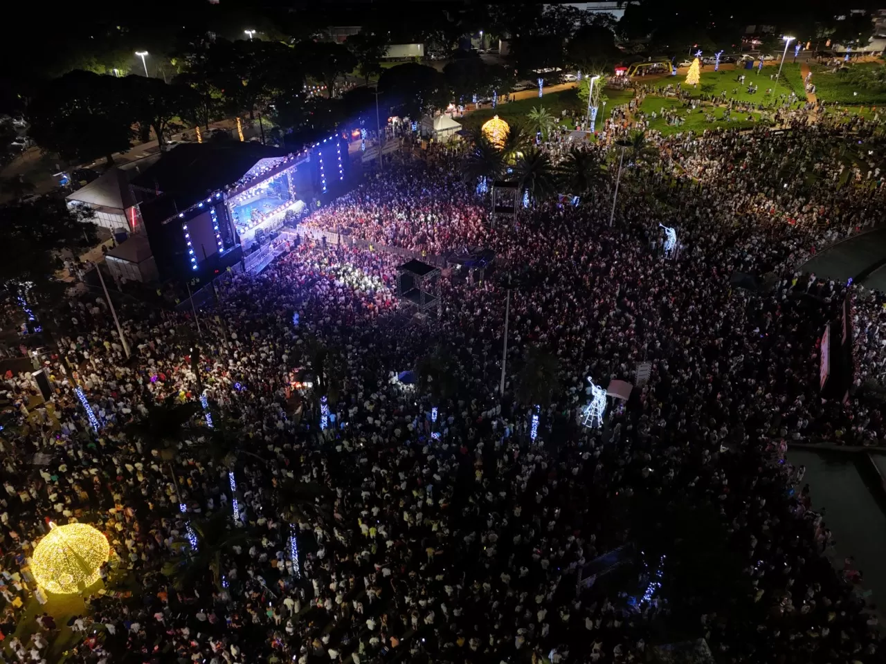 Secretaria de Cultura acredita que shows da Virada do Ano deram R$ 3,5 milhões em retorno ao comércio local em Maringá