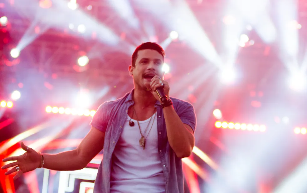 Israel Novaes se apresenta em Campinas nesta sexta-feira