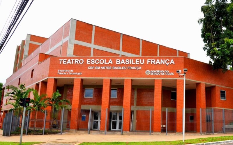 Escolas do Futuro de Goiás abrem inscrições para 647 vagas em cursos técnicos gratuitos