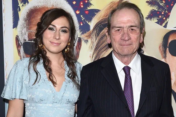 Filha de Tommy Lee Jones é encontrada morta em hotel de luxo em São Francisco no Ano Novo
