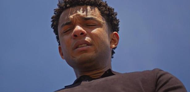 Juan Paiva como Samuel em