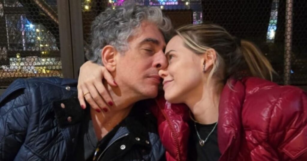 Leticia Colin posta foto com ex-marido em viagem: "Mais juntos que nunca"