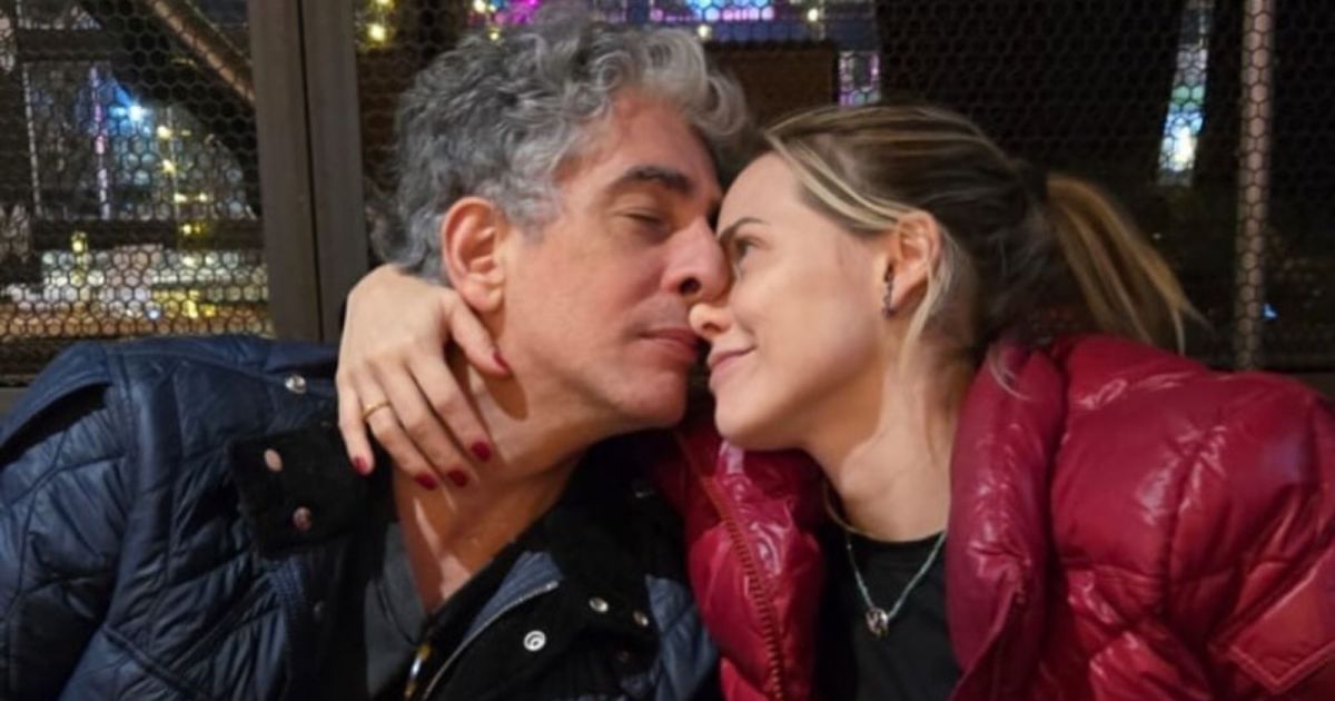 Leticia Colin posta foto com ex-marido em viagem: "Mais juntos que nunca"