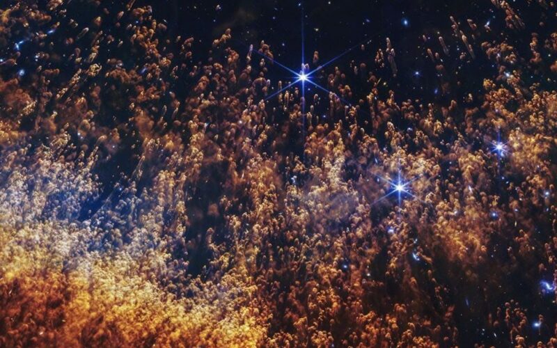 Imagem de alta resolução mostra morte de uma estrela semelhante ao Sol