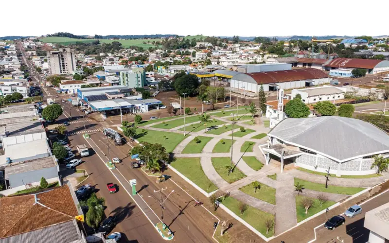 Nova Prata do Iguaçu celebra 43 anos com festival, muitos shows e devoção à padroeira