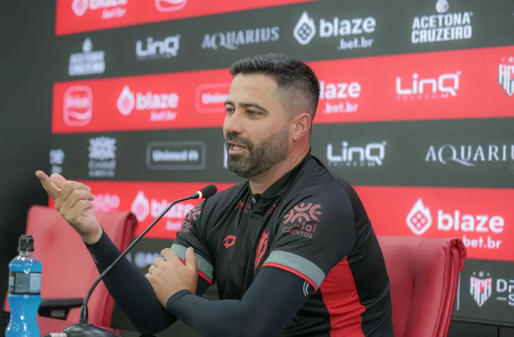 Rafael Lacerda vê equilíbrio no clássico e liga alerta para gols no fim