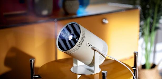 Novo projetor Samsung Freestyle+ 2026