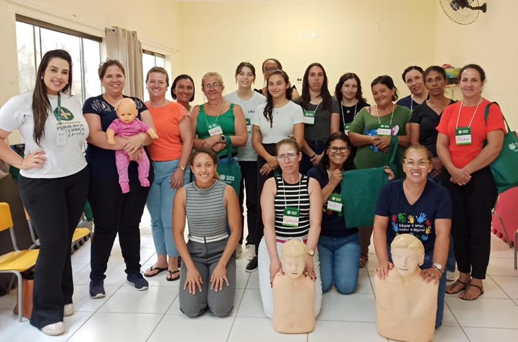 JURUAIA – Prefeitura promove Curso de SOS para equipes dos CEMEIs