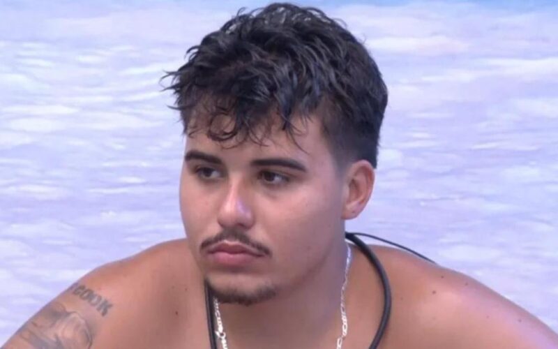 Imagens mostram Pedro, do 'BBB 26', a caminho de clínica psiquiátrica; veja - Portal Uai
