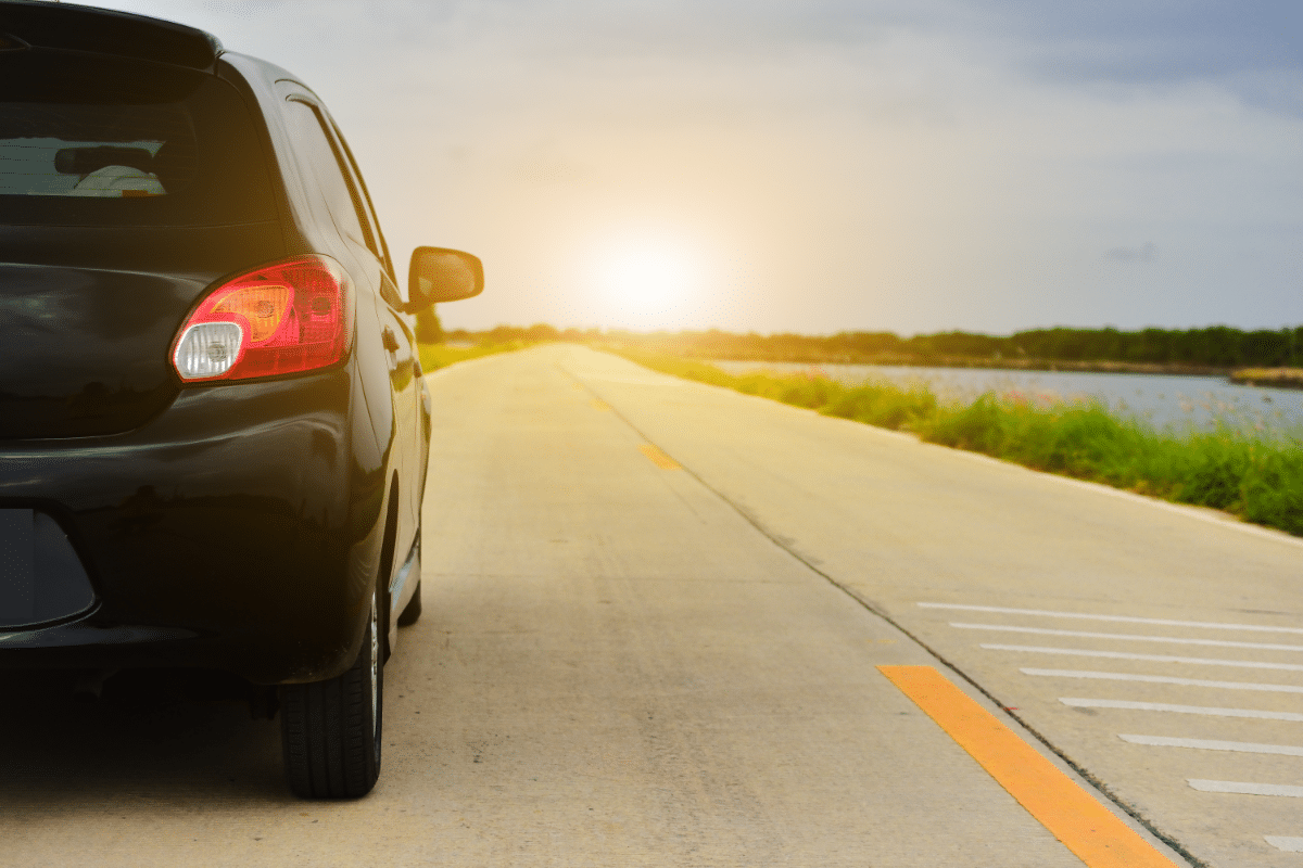 Vai viajar de carro? Esses 5 cuidados com os pneus podem salvar suas férias